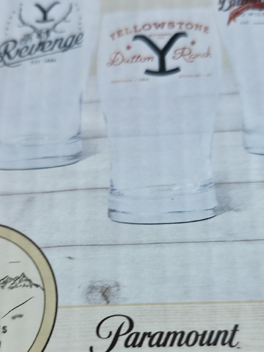 Yellowstone Dutton Ranch Pint Glass Set - White/Orange Logo - Picture 10 of 10